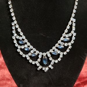 Vintage 2 tone blue prong set rhinestone collar length necklace